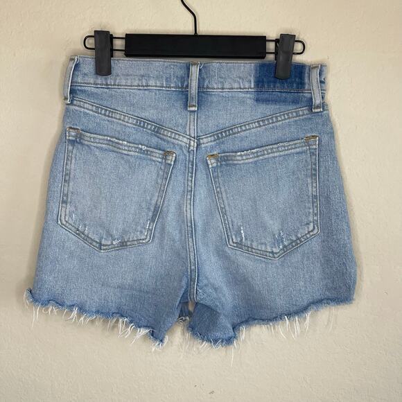 Abercrombie The 4” High Rise Mom Short Cut-off Denim - Size 26/2 - Picture 4 of 4